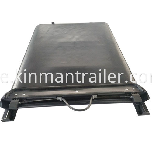 truck tonneau cover roll up